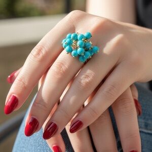 Elegant Turquoise Cluster Ring